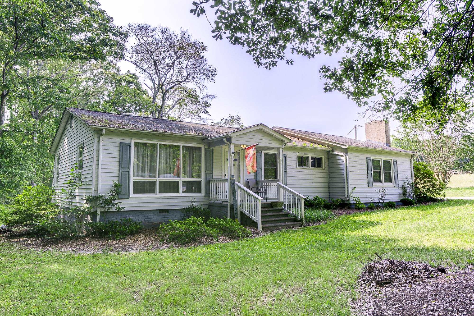 312 Ninety-Nine Island Road Blacksburg, SC 29702 - Photo 1 of 34 Gallery Image 1
