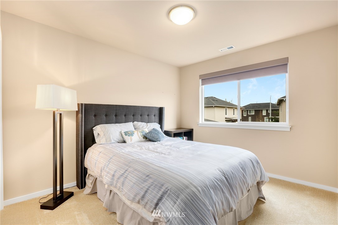 4001 171st Place Southeast Bothell, WA 98012 - Photo 18 of 25 Gallery Image 18