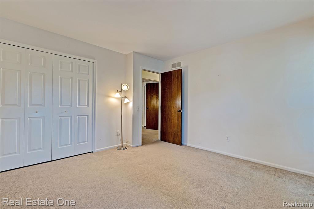 1245 Candlestick Lane, Unit 113 Rochester Hills, MI 48306 - Photo 36 of 74 Gallery Image 36