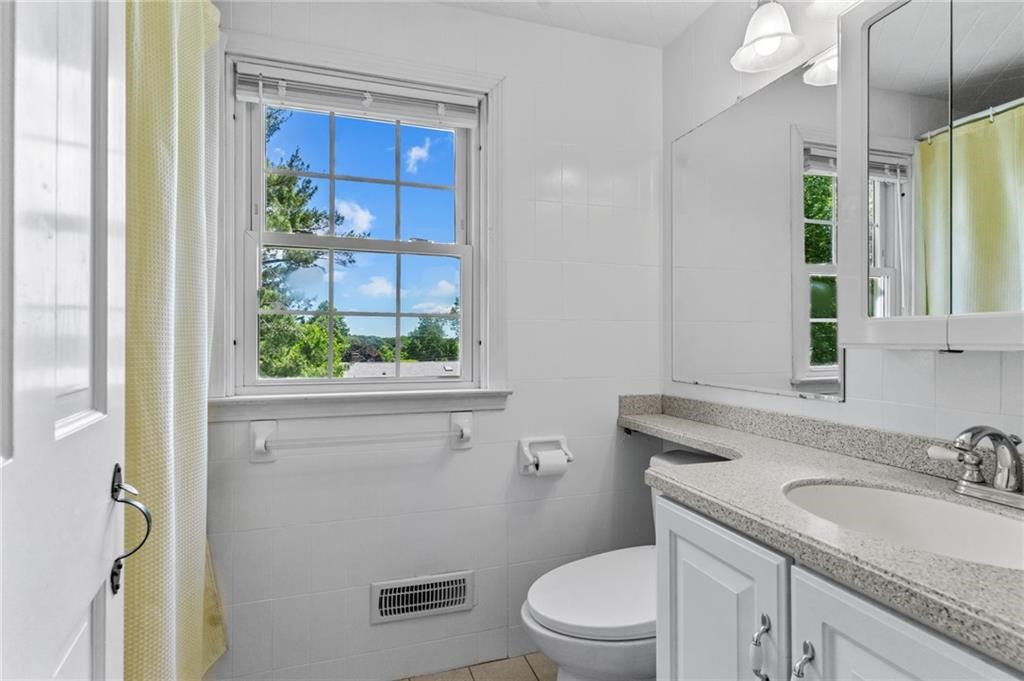22 Blue Gentian Road Cranston, RI 02921 - Photo 30 of 40 Gallery Image 30