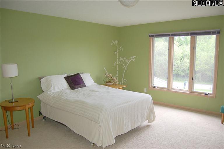 27289 Belgrave Road Cleveland, OH 44124 - Photo 23 of 25