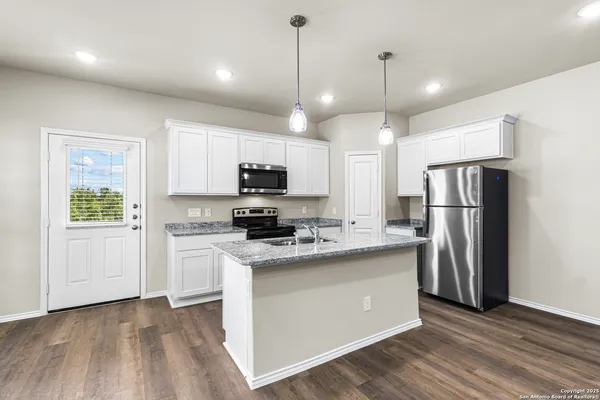 $1,800 | 8911 Fm 1560, Unit 101, San Antonio, TX 78254