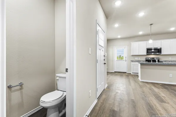 $1,800 | 8911 Fm 1560, Unit 101, San Antonio, TX 78254