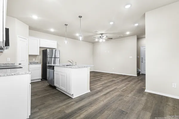 $1,800 | 8911 Fm 1560, Unit 101, San Antonio, TX 78254