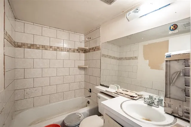 $85,000 | 1112 West Main Street, Unit I7, Leesburg, FL 34748