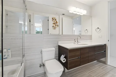 $590,000 | 301 Altara Avenue, Unit UPH1005, Coral Gables, FL 33146