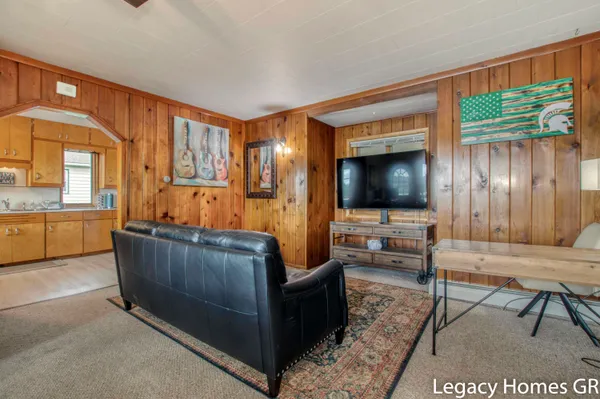 $249,900 | 762 Parkwood Drive, Six Lakes, MI 48886