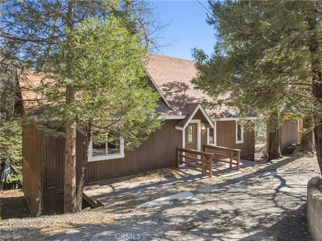 $295,000 | 1209 Bridal Path, Rimforest, CA 92378