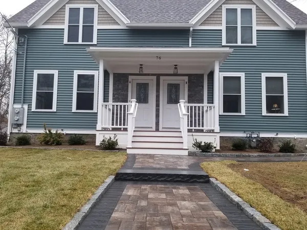 $2,700 | 76 Main Street, Unit A, Upton, MA 01568