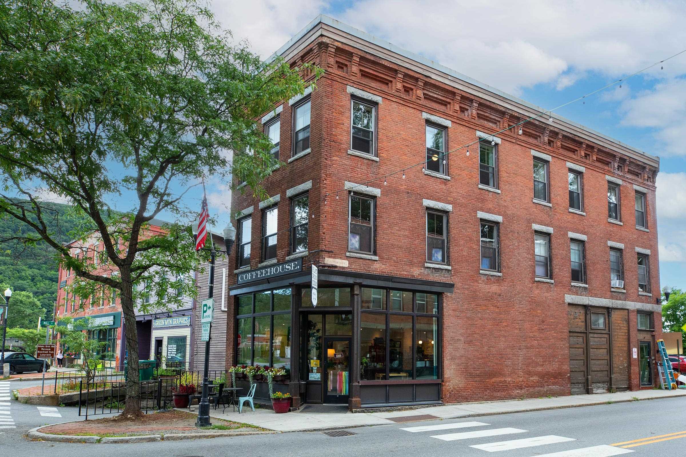 51 Square Rockingham, VT 05101 - Photo 13 of 33