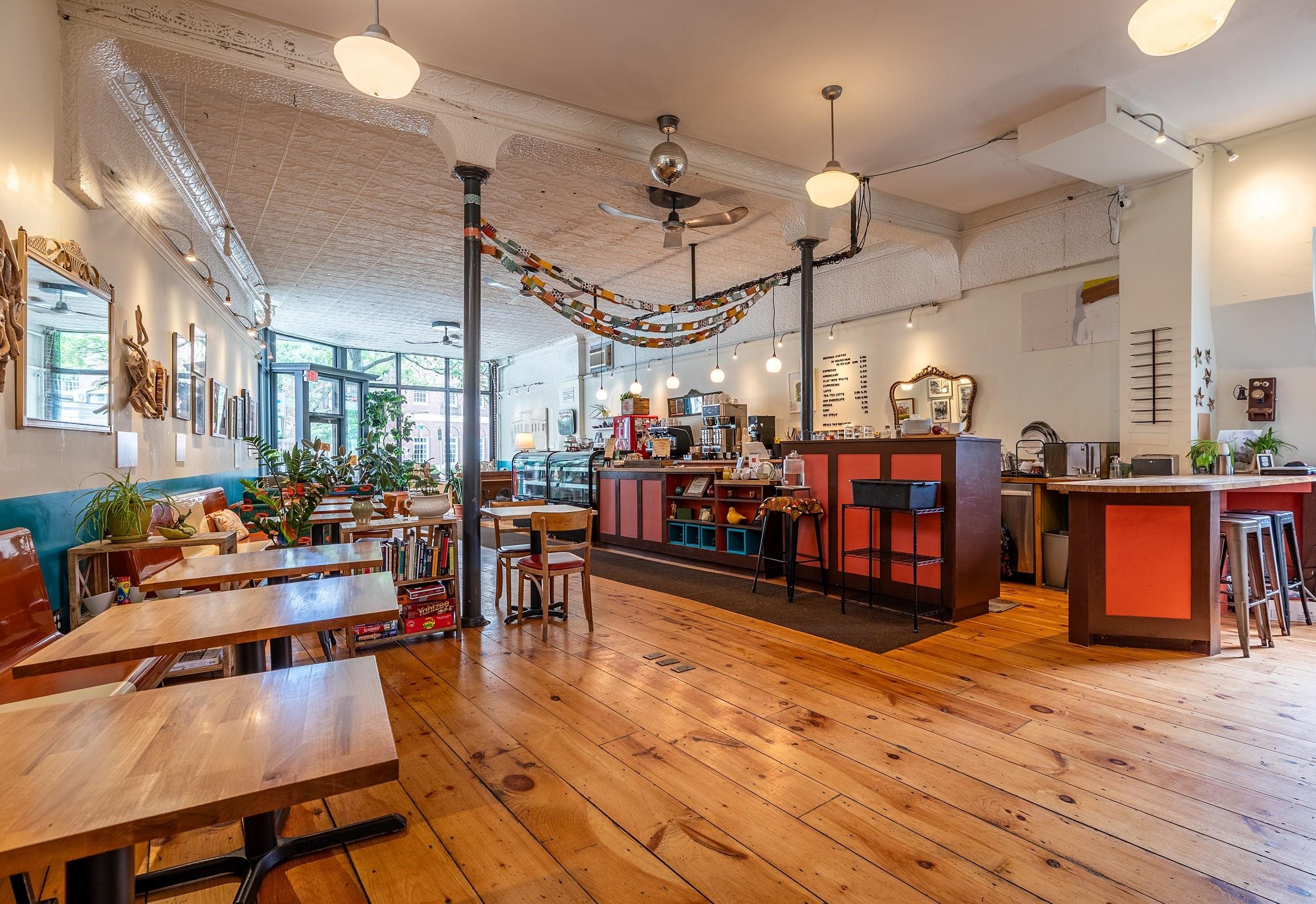 51 Square Rockingham, VT 05101 - Photo 17 of 33