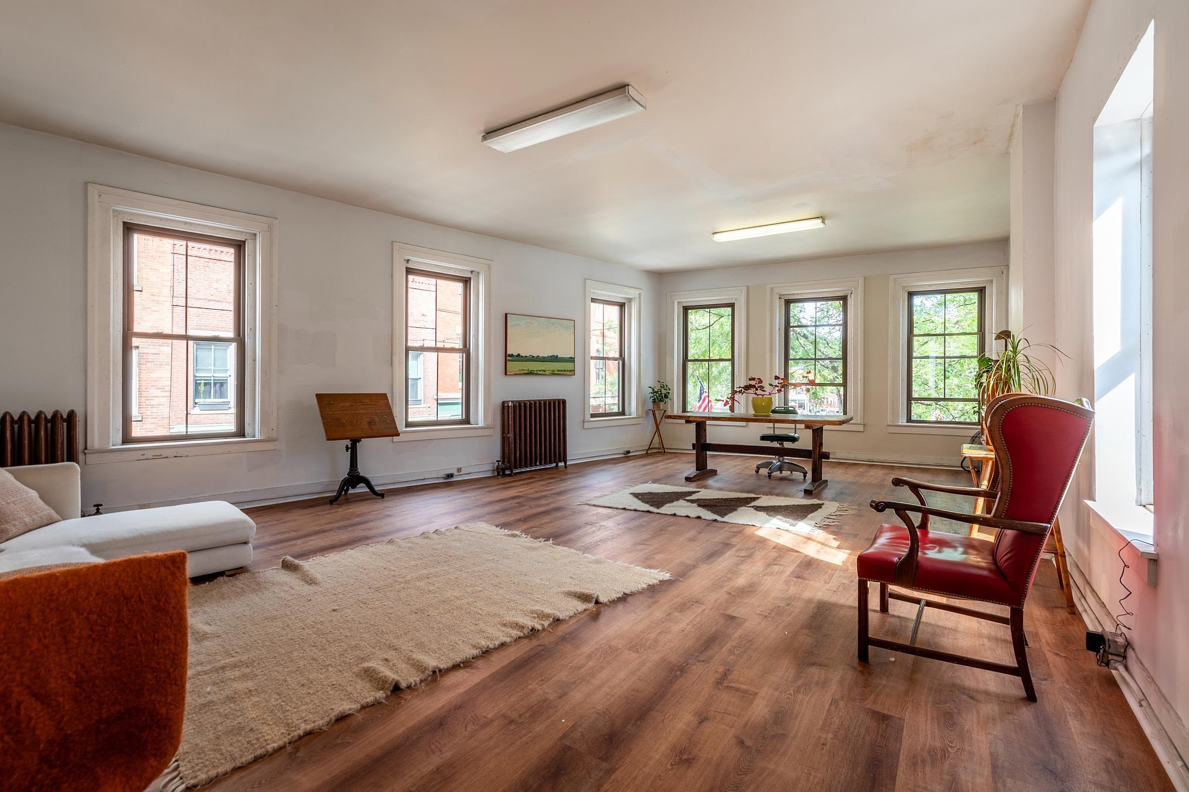 51 Square Rockingham, VT 05101 - Photo 4 of 33