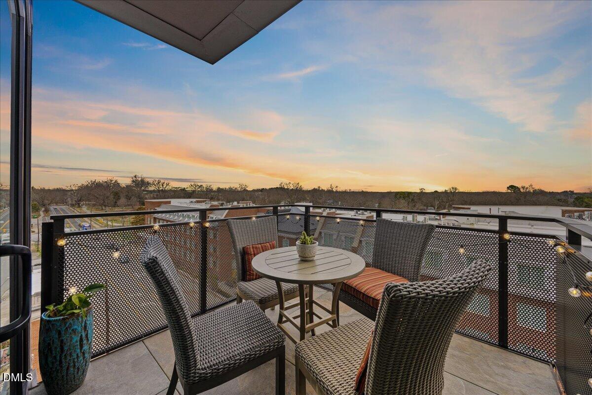 1105 West Main Street, Unit 604 Durham, NC 27701 - Photo 12 of 33 65-2A1A7209 - ok1 3