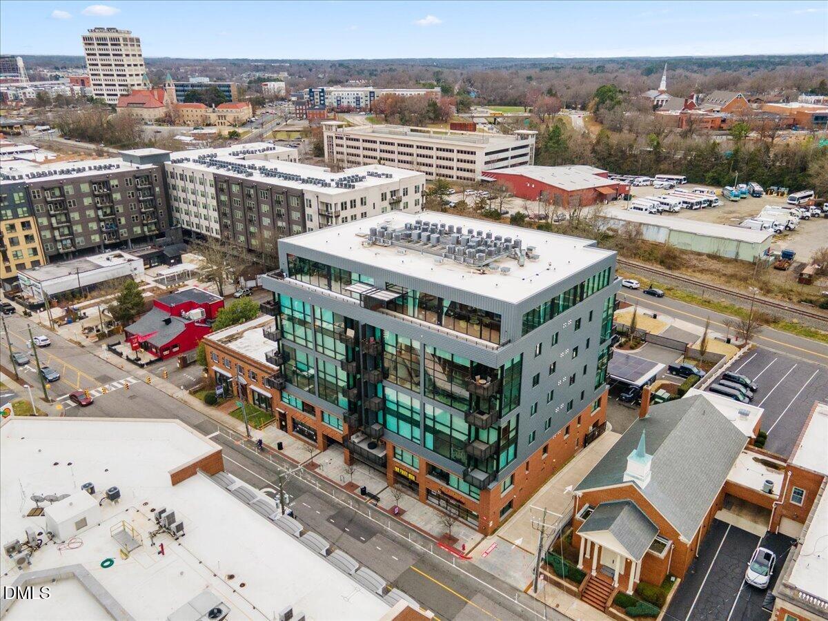 1105 West Main Street, Unit 604 Durham, NC 27701 - Photo 30 of 33 10-DJI_0882