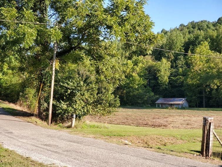 1971 Short Creek Road Linden, TN 37096 - Photo 18 of 38 Gallery Image 18