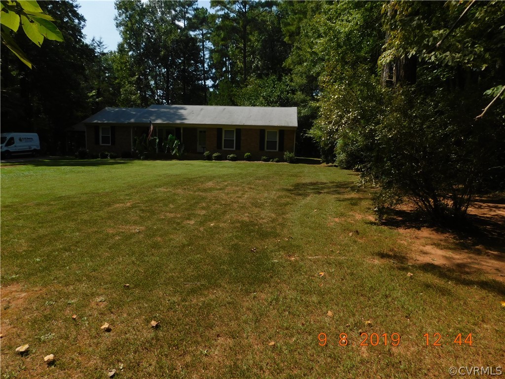 12181 Howards Mill Road Rockville, VA 23146 - Photo 4 of 14 Gallery Image 4