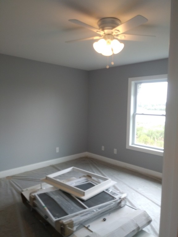 1 Hamilton Road Somerset, MA 02725 - Photo 7 of 13