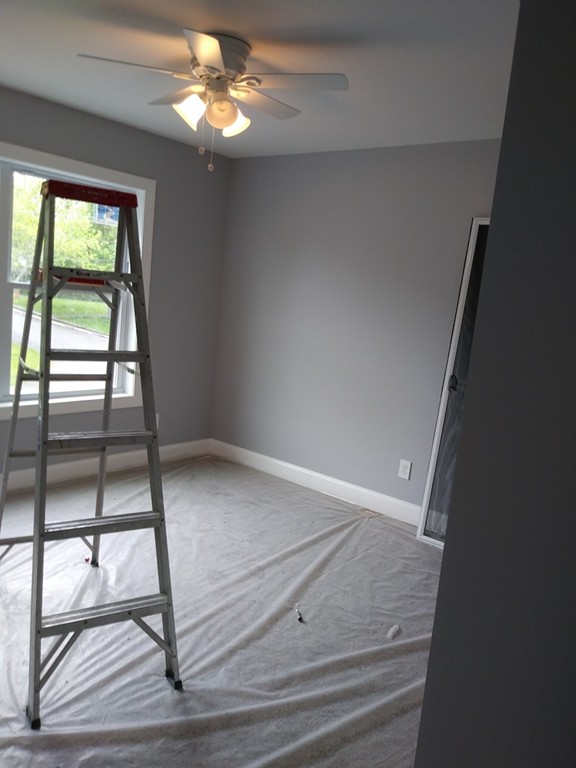 1 Hamilton Road Somerset, MA 02725 - Photo 8 of 13