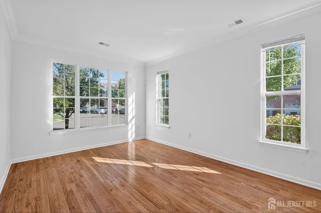 $599,000 | 60 Wlodarczyk Place, Sayreville, NJ 08859