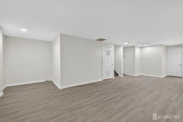 $599,000 | 60 Wlodarczyk Place, Sayreville, NJ 08859