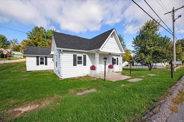 $249,000 | 220 South 2nd Street, Ellettsville, IN 47429