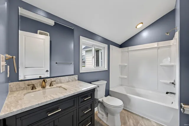 $249,000 | 220 South 2nd Street, Ellettsville, IN 47429