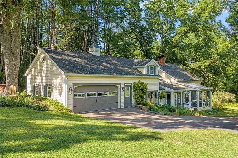 41 Tiona Road Maine, NY 13802 - Photo 2 of 50