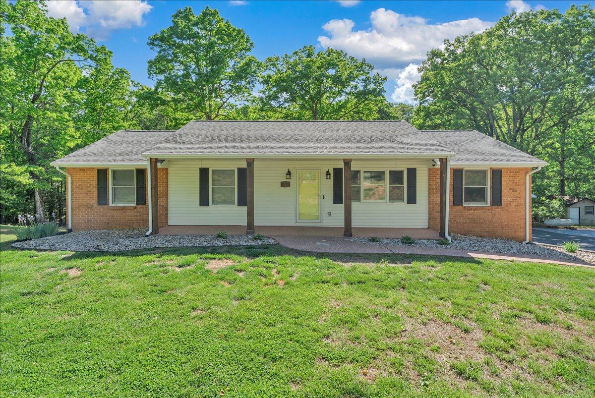 771 Oak Drive Blue Ridge, VA 24064 - Photo 2 of 68 01-MIB09777-R5