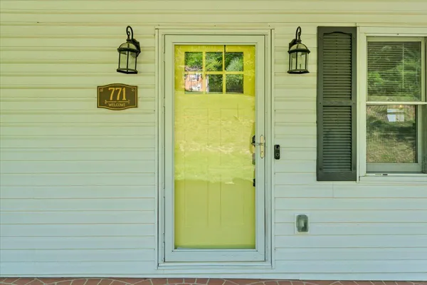 $449,950 | 771 Oak Drive, Blue Ridge, VA 24064