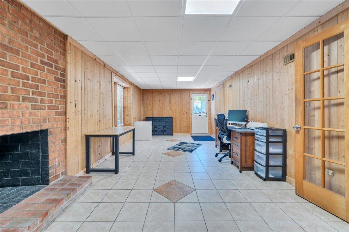 771 Oak Drive Blue Ridge, VA 24064 - Photo 42 of 68 43-MIB09672