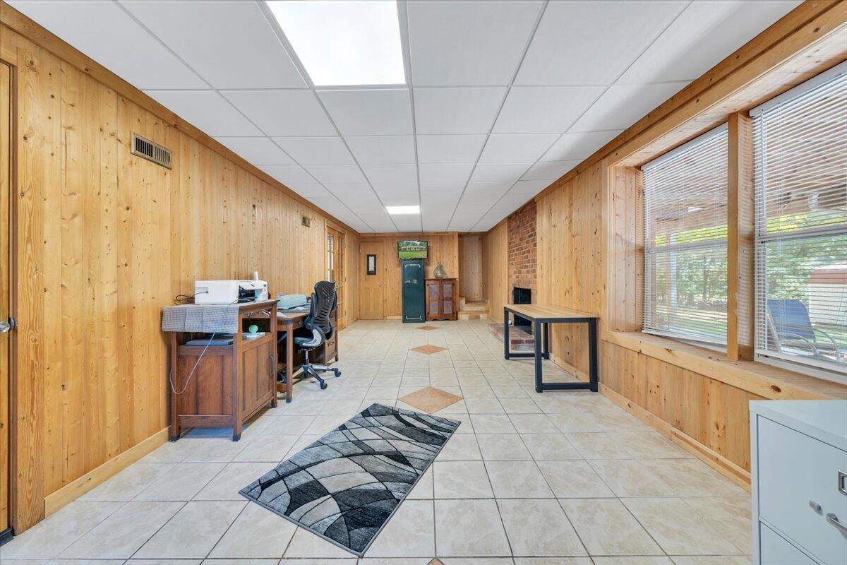 771 Oak Drive Blue Ridge, VA 24064 - Photo 44 of 68 45-MIB09678