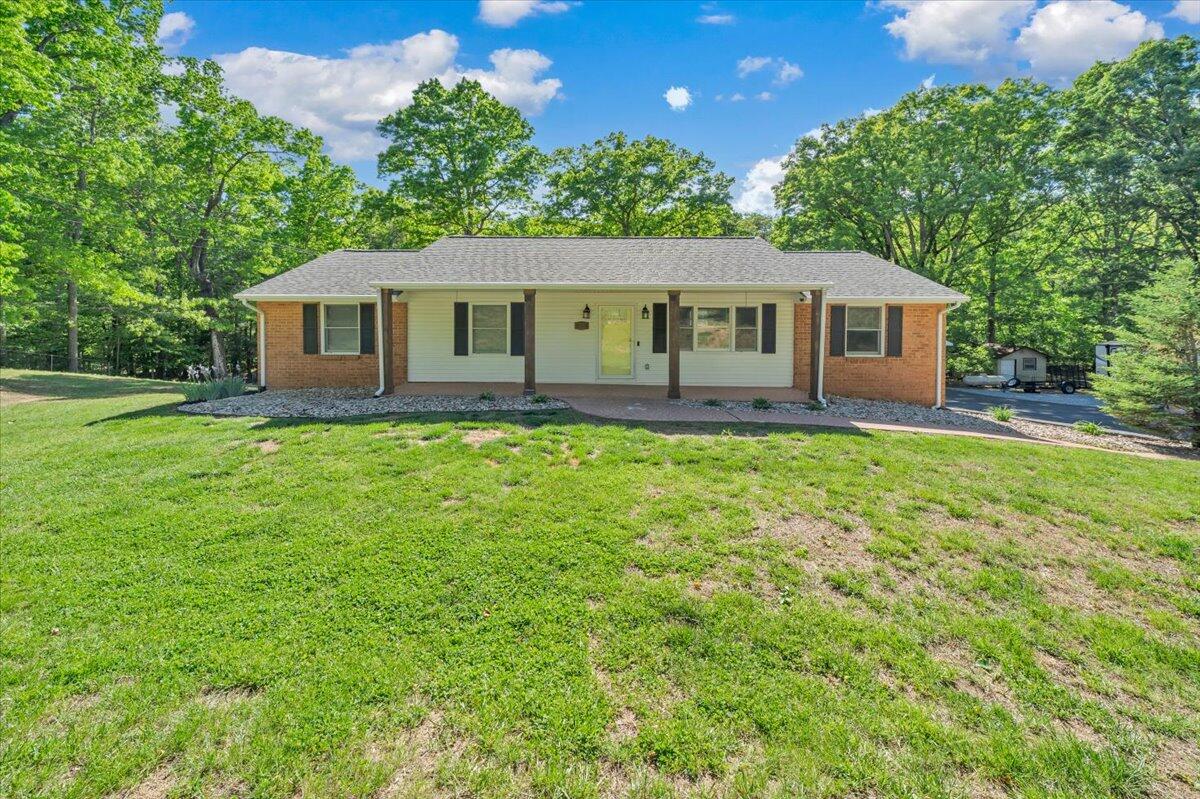 771 Oak Drive Blue Ridge, VA 24064 - Photo 6 of 68 78-MIB09780