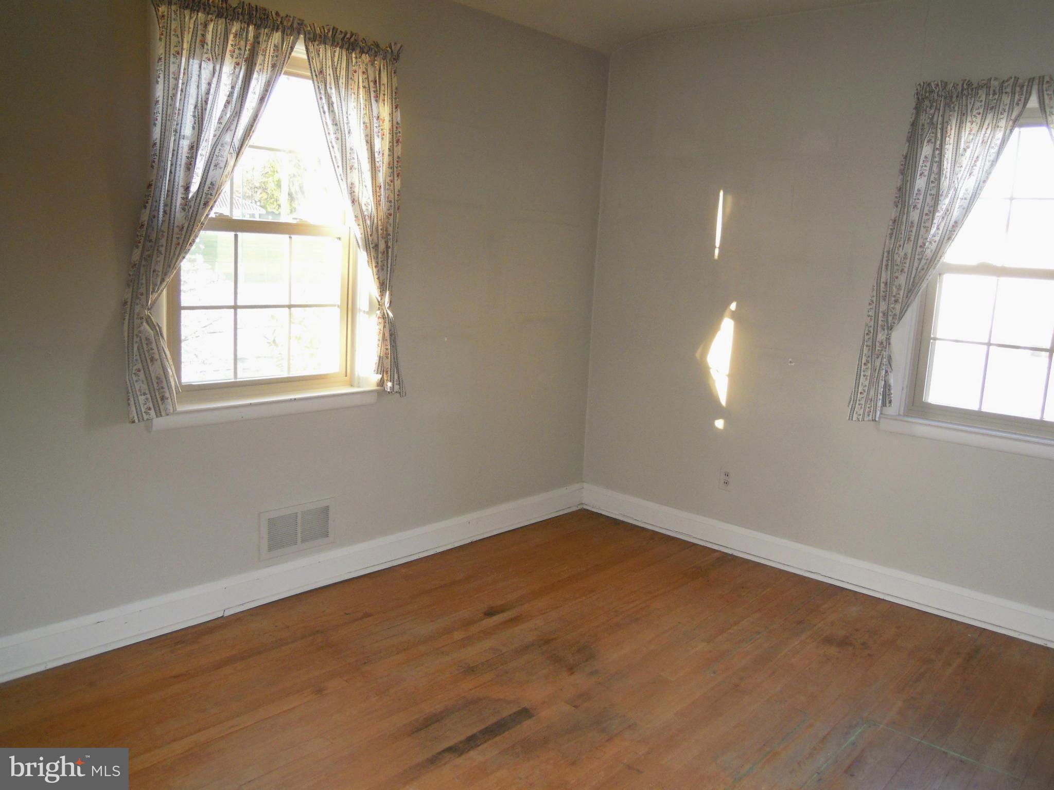 1515 Jeffers Road Baltimore, MD 21204 - Photo 11 of 23 Bedroom