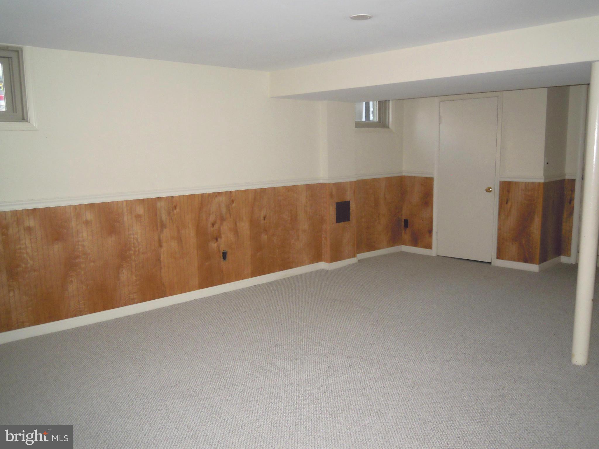 1515 Jeffers Road Baltimore, MD 21204 - Photo 22 of 23 Family Room