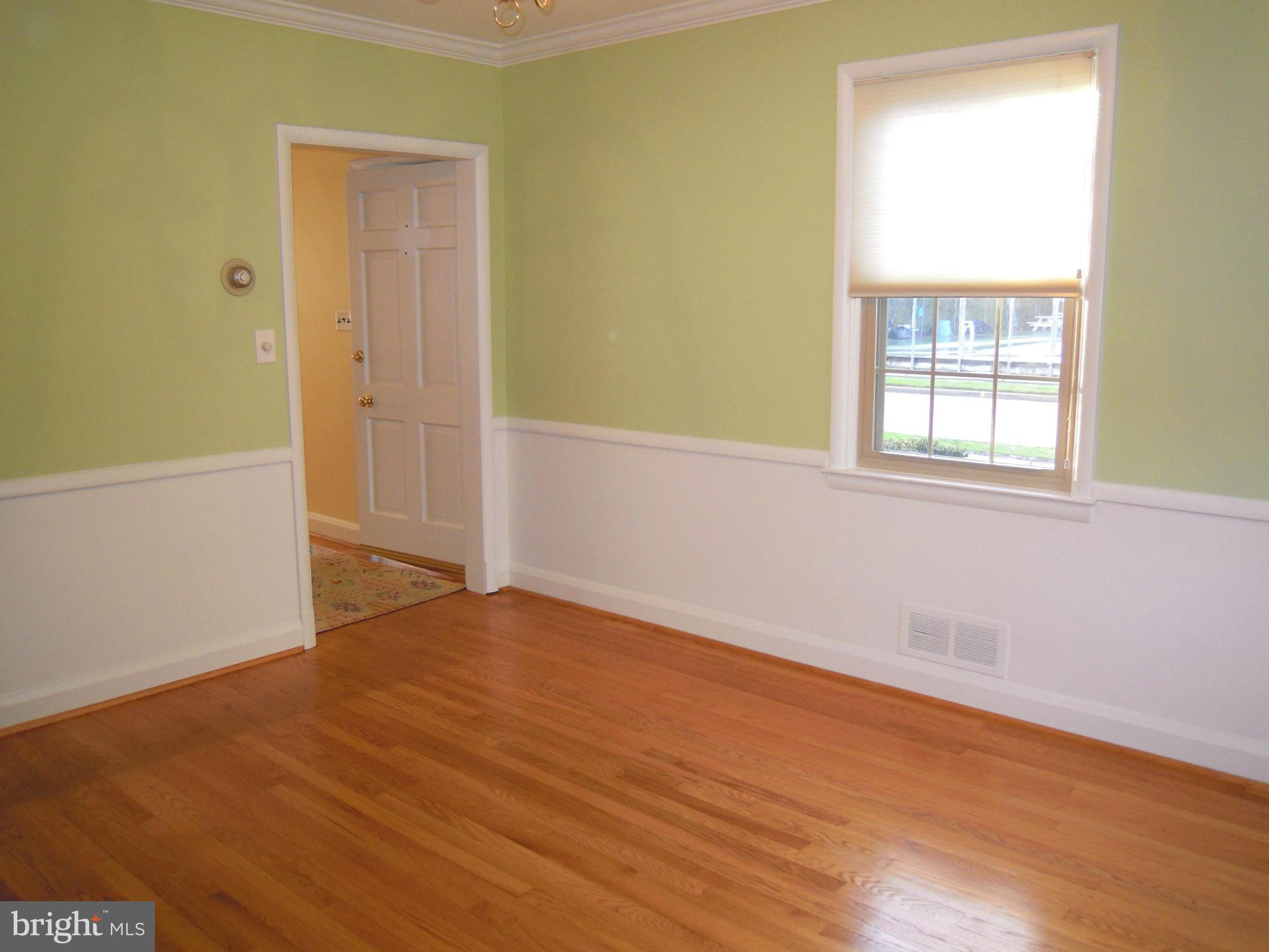 1515 Jeffers Road Baltimore, MD 21204 - Photo 6 of 23 Dining Room