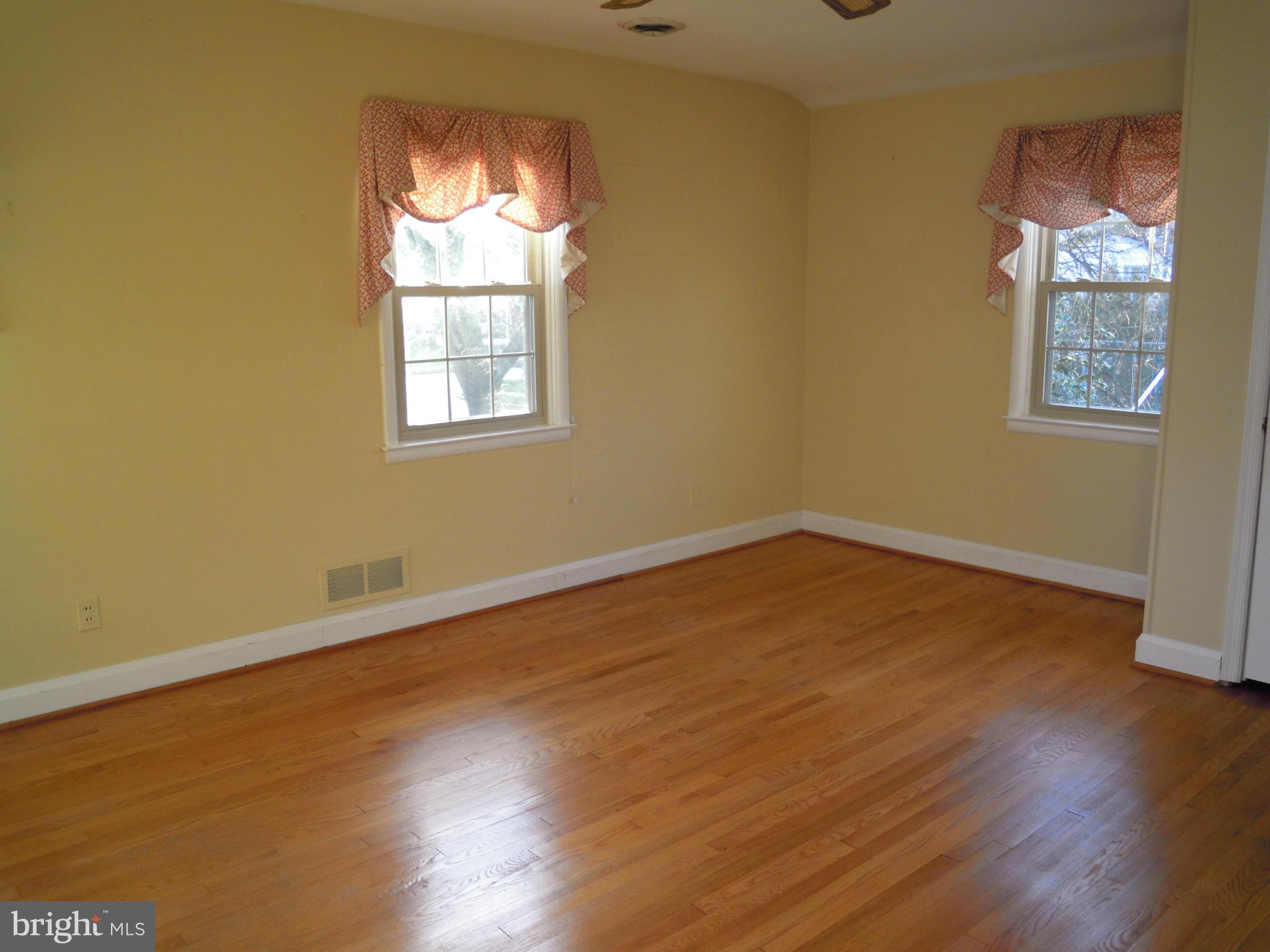 1515 Jeffers Road Baltimore, MD 21204 - Photo 8 of 23 Bedroom (Master)