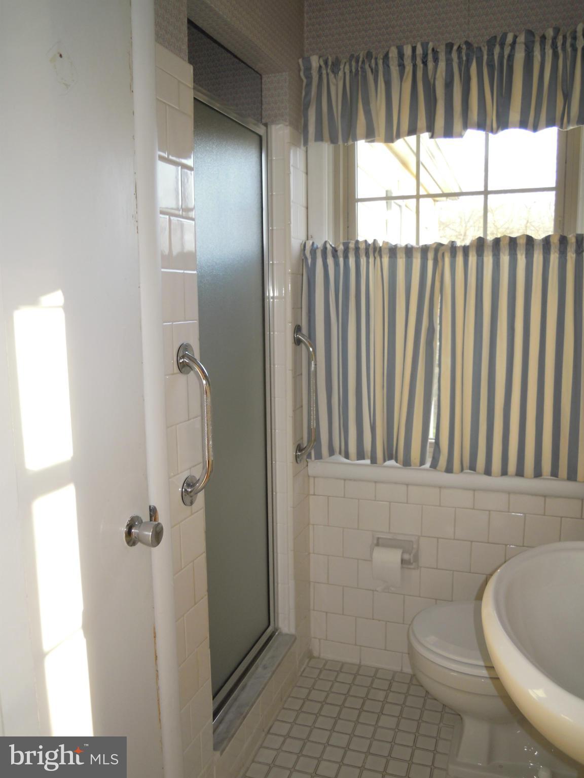 1515 Jeffers Road Baltimore, MD 21204 - Photo 9 of 23 Bath (Master)