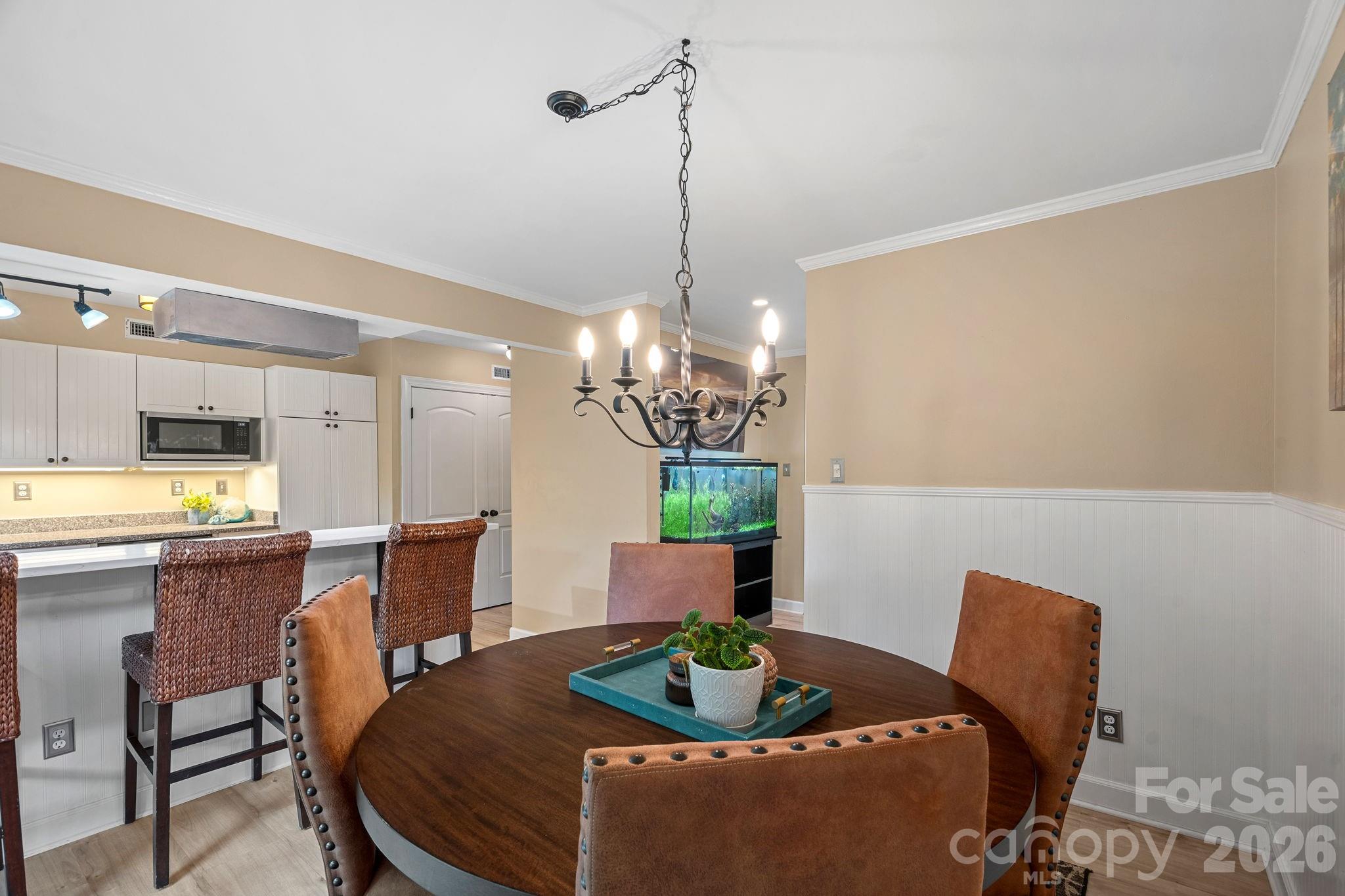 3520 Colony Road, Unit I Charlotte, NC 28211 - Photo 10 of 34 Gallery Image 10