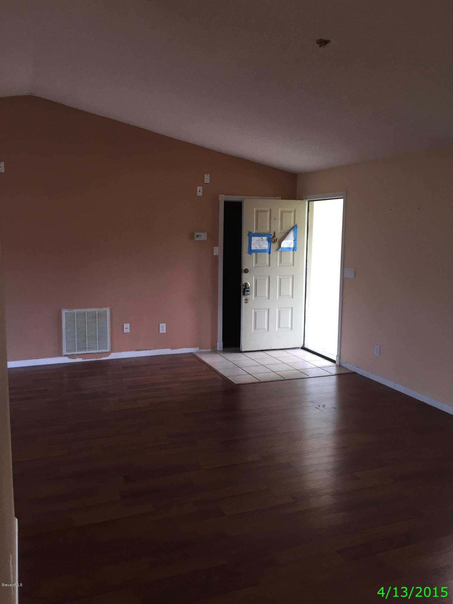 208 Gates Street Southwest Palm Bay, FL 32908 - Photo 16 of 33 Photo Apr 13, 6 10 36 PM