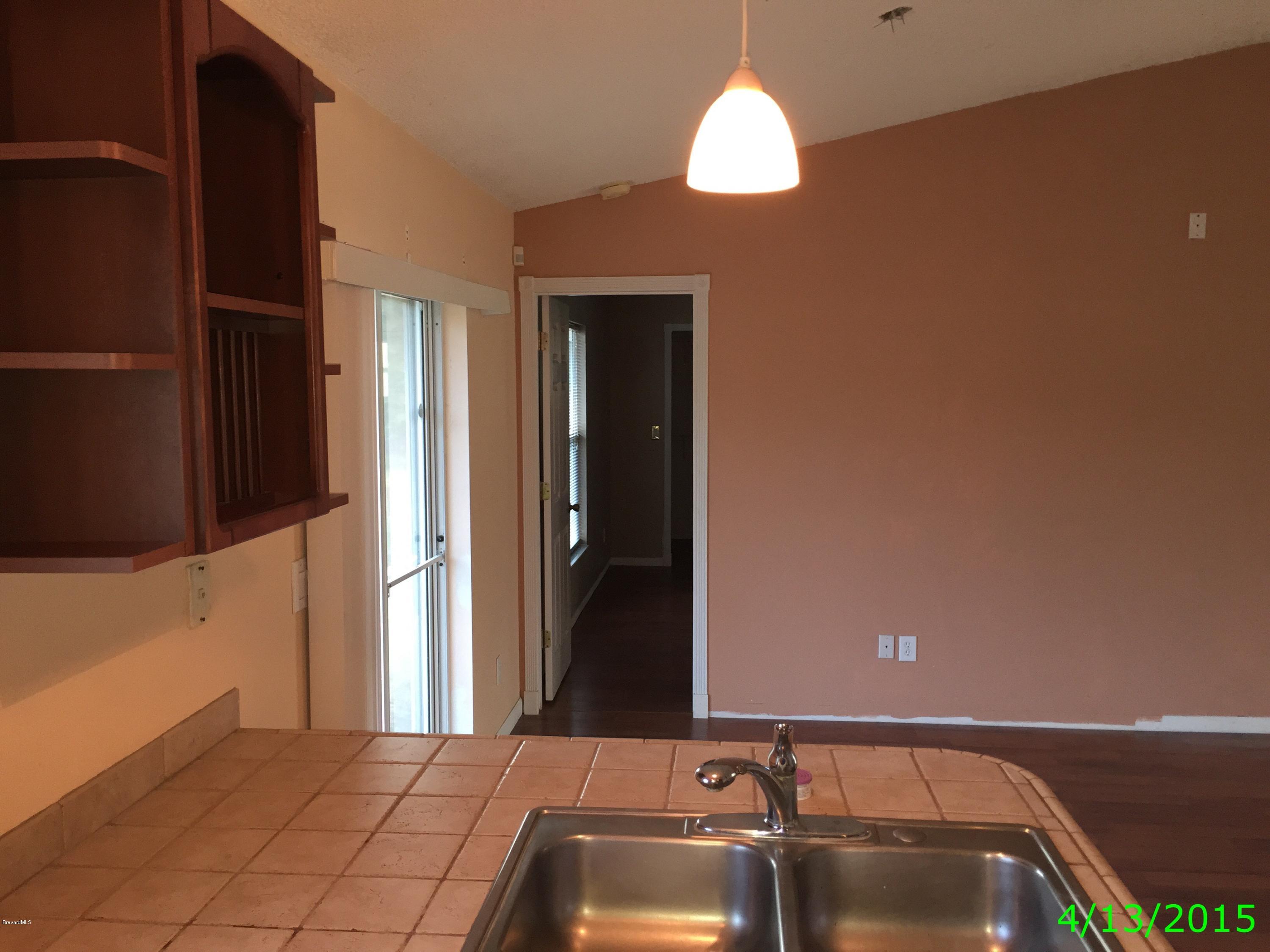 208 Gates Street Southwest Palm Bay, FL 32908 - Photo 19 of 33 Photo Apr 13, 6 11 20 PM