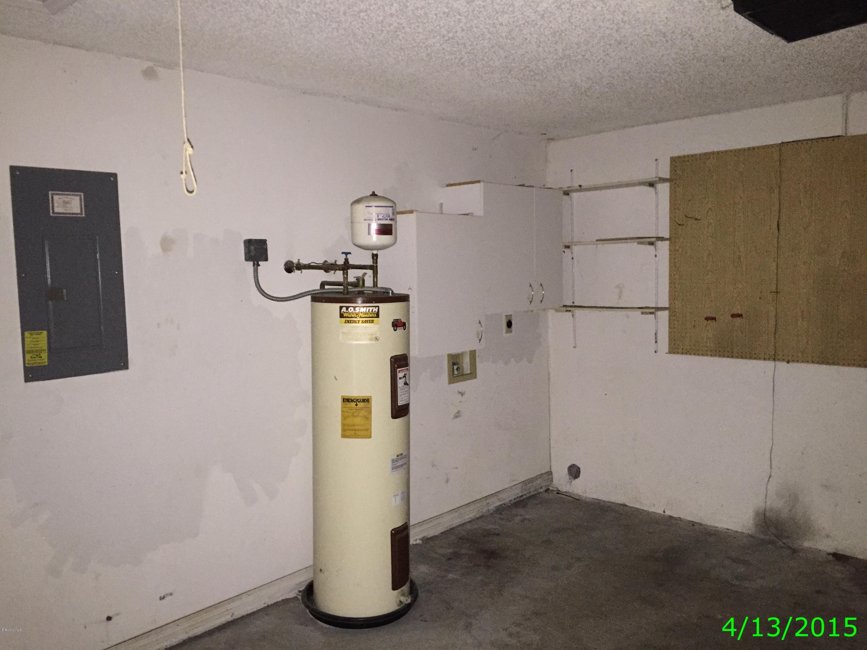 208 Gates Street Southwest Palm Bay, FL 32908 - Photo 27 of 33 Photo Apr 13, 6 13 48 PM