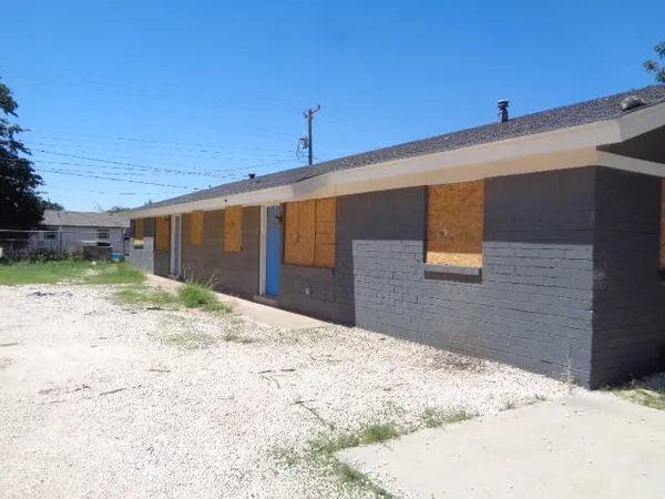$100,000 | 1706 East Dartmouth Street, Lubbock, TX 79403