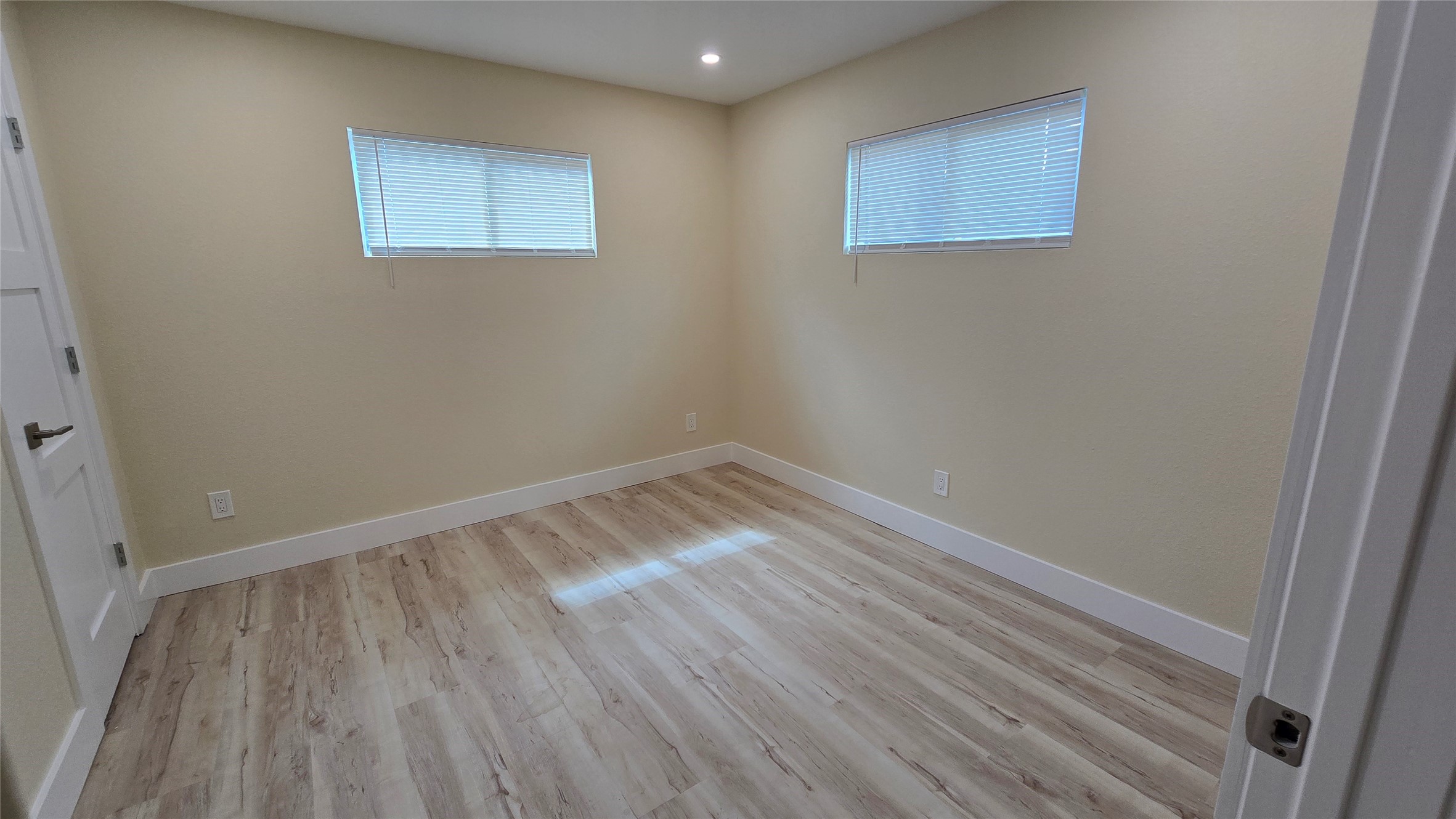 3741 Seabrook Street Houston, TX 77021 - Photo 39 of 50 an empty room with wooden floor
