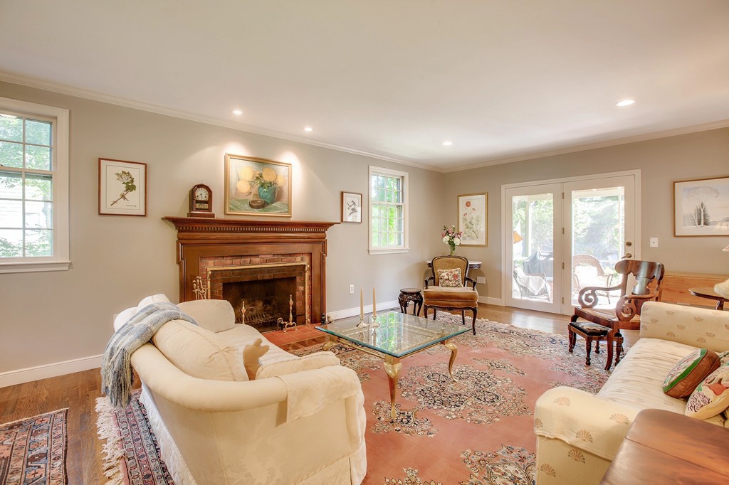 110 Davis Road Bedford, MA 01730 - Photo 9 of 30 Gallery Image 9