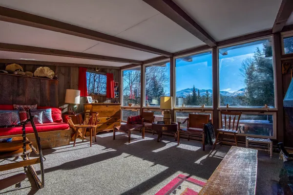 $2,000 | 36 Hoffman's Drive, Franconia, NH 03580