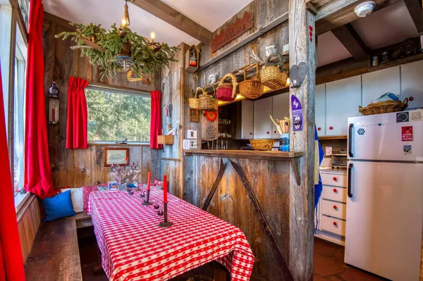 $2,000 | 36 Hoffman's Drive, Franconia, NH 03580