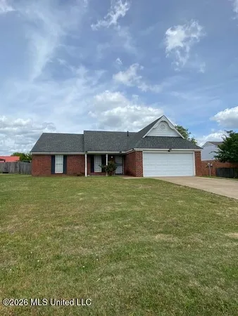 $216,000 | 106 Orchard Cove, Senatobia, MS 38668