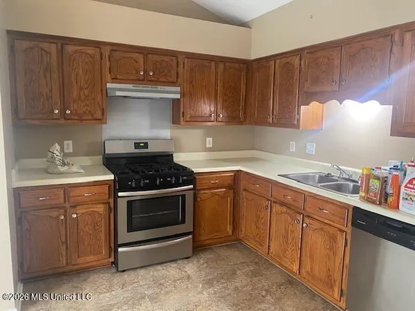 $216,000 | 106 Orchard Cove, Senatobia, MS 38668
