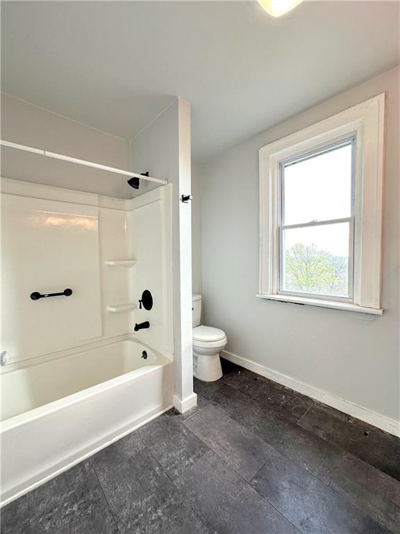 2929 Middletown Road Pittsburgh, PA 15204 - Photo 11 of 27 Gallery Image 11
