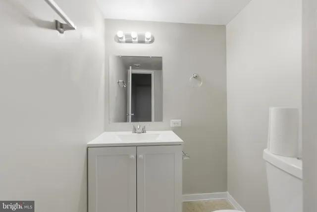 $1,913 | 18806 Walkers Choice Road, Unit 2, Montgomery Village, MD 20886